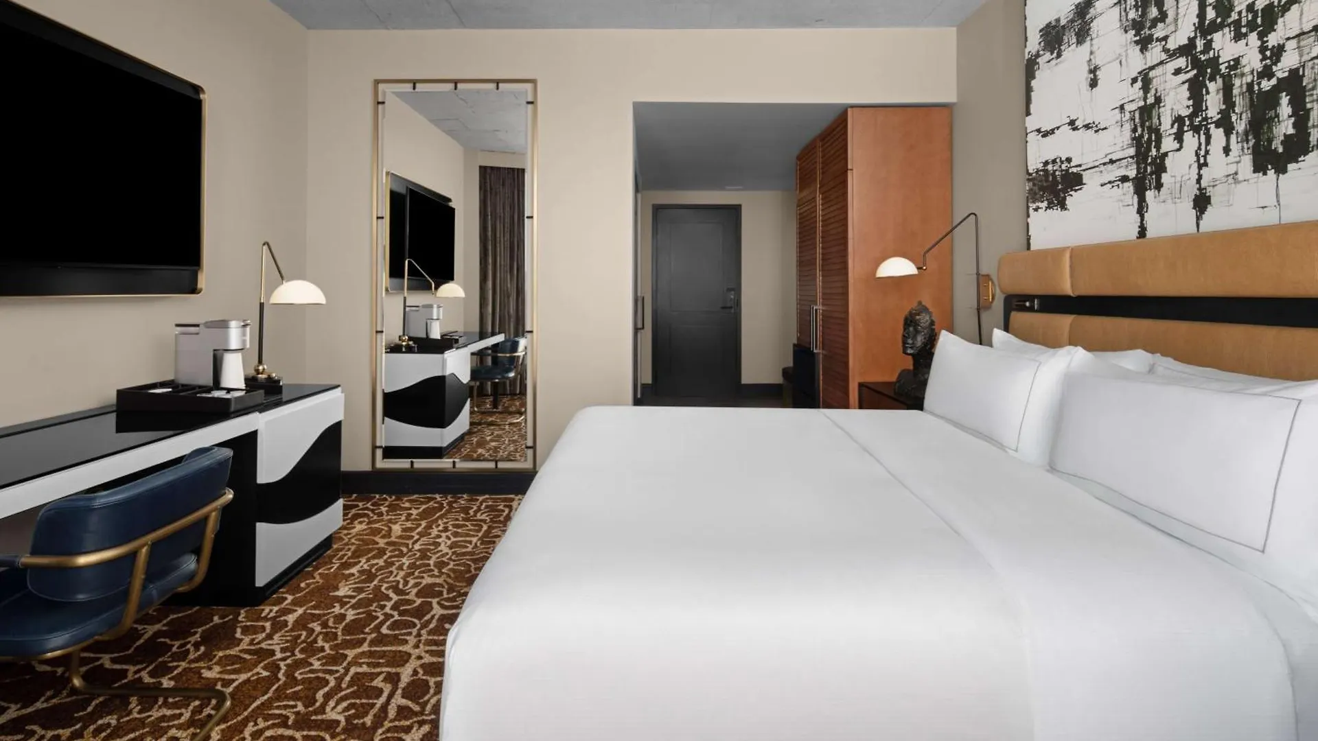 Hotel Fraye Nashville, Curio Collection By Hilton