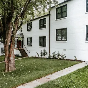 Apartment 2br 1ba In North Gulch!, Nashville