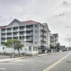 Apartment With Pool And Marina Less Than 2 Mi To Boardwalk United States