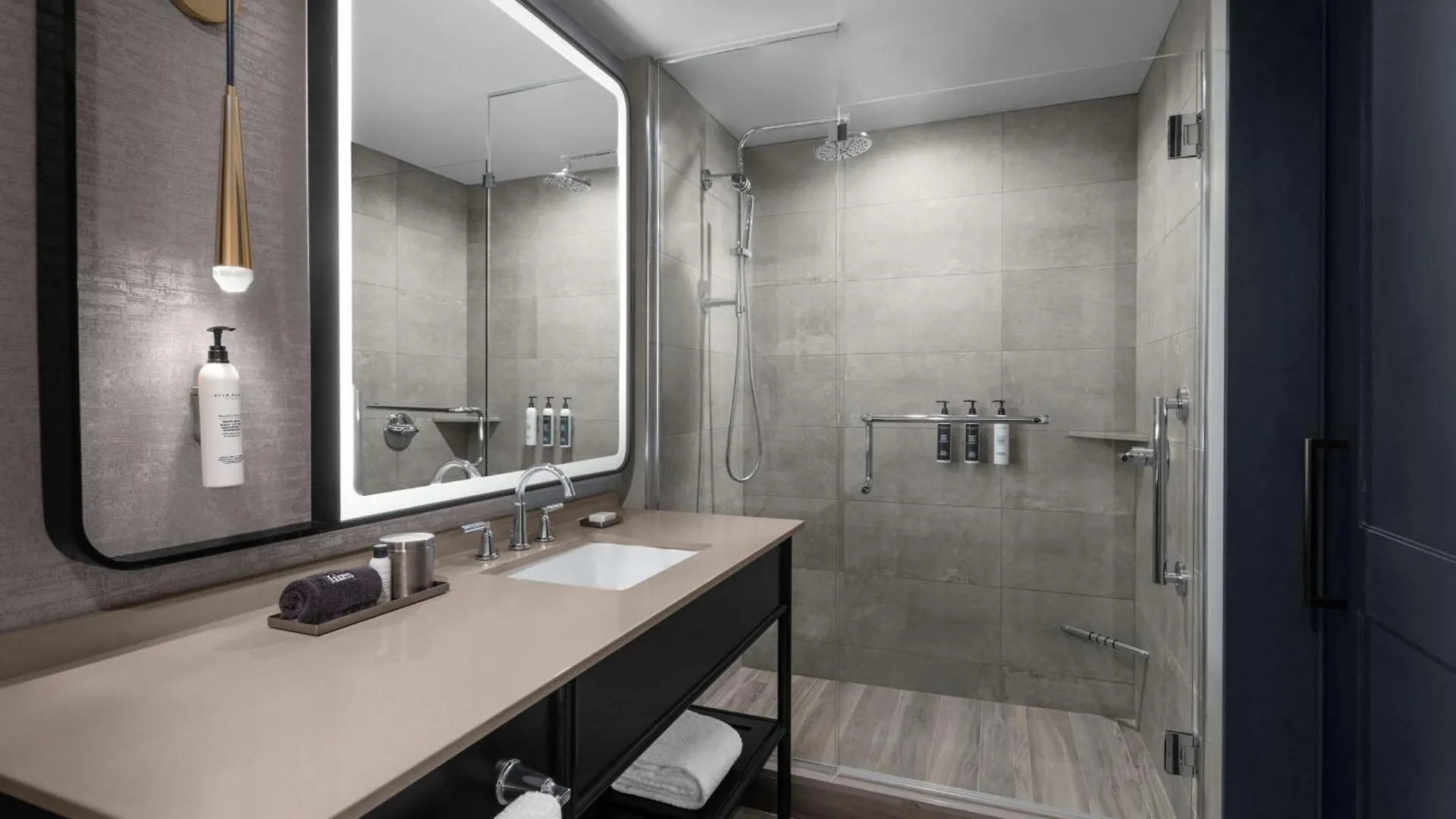Hotel Fraye Nashville, Curio Collection By Hilton